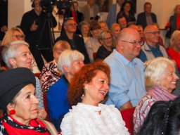 Dina Larot Kalenderpräsentation 2026